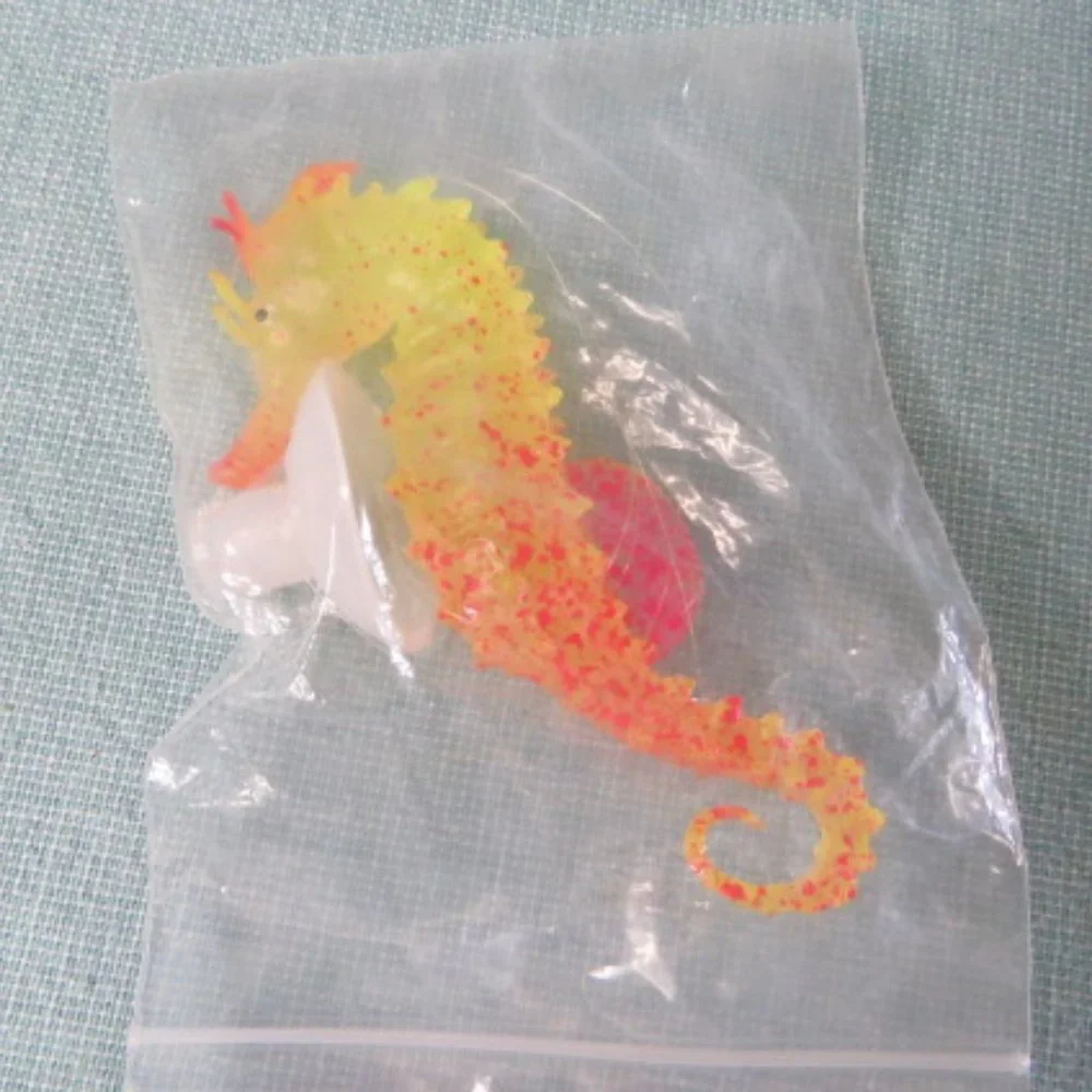 3 Fake Seahorses